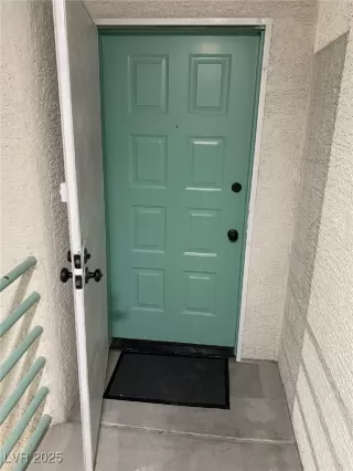 Photo #1: 2664231 Listing 