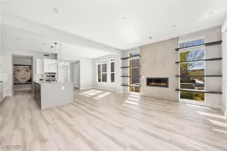 Photo #2: 2664250 Listing 