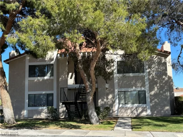 MLS: 2664255 Condo For Sale