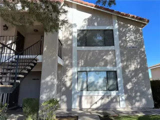 Photo #1: 2664255 Listing 