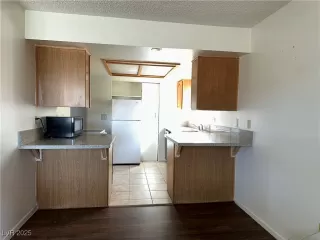 Photo #3: 2664255 Listing 