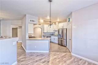 Photo #4: 2664299 Listing 