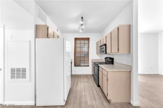 Photo #3: 2664304 Listing 