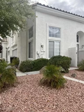 Photo #1: 2664323 Listing 