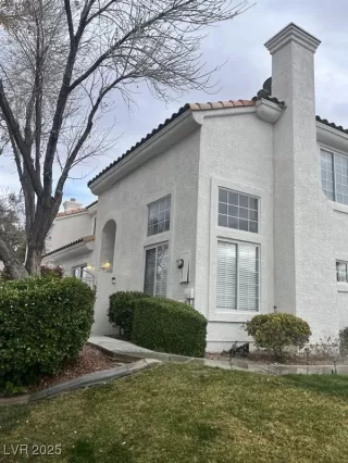 Photo #2: 2664323 Listing 