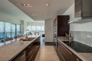 Photo #1: 2664341 Listing 