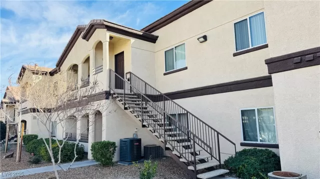 MLS: 2664379 Condo For Sale