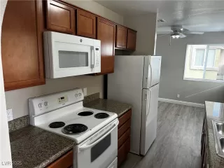 Photo #2: 2664387 Listing 