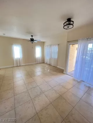 Photo #2: 2664403 Listing 