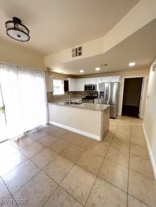 Photo #3: 2664403 Listing 