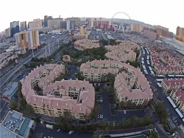 MLS: 2664410 Condo For Sale