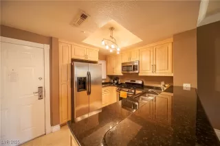 Photo #3: 2664410 Listing 