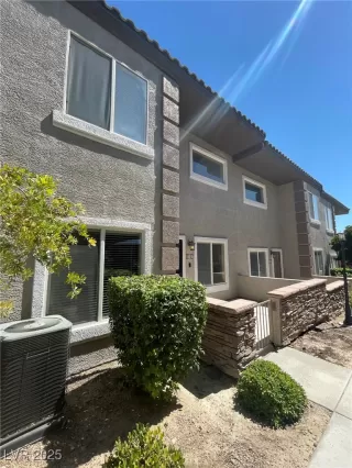 Photo #3: 2664439 Listing 