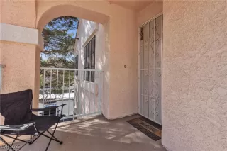 Photo #2: 2664461 Listing