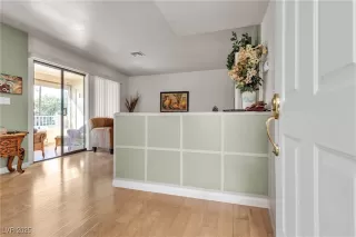 Photo #4: 2664461 Listing