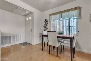 Photo #6: 2664461 Listing