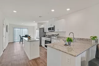 Photo #4: 2664492 Listing