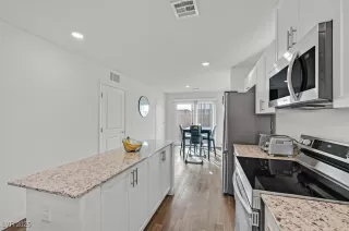 Photo #5: 2664492 Listing