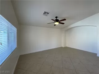 Photo #1: 2664570 Listing 