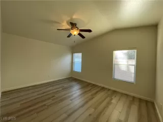 Photo #4: 2664570 Listing 