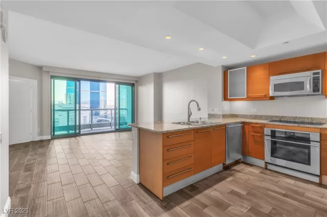 MLS: 2664572 Condo For Sale