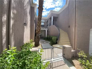 Photo #1: 2664575 Listing 