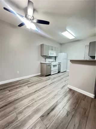 Photo #3: 2664622 Listing 