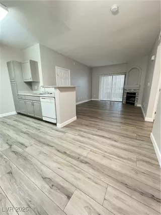 Photo #4: 2664622 Listing 