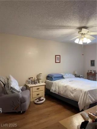 Photo #2: 2664671 Listing