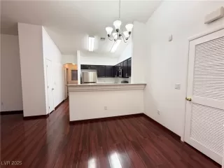 Photo #4: 2664682 Listing 