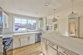 Photo #5: 2664693 Listing 