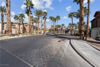 Photo #1: 2664713 Listing