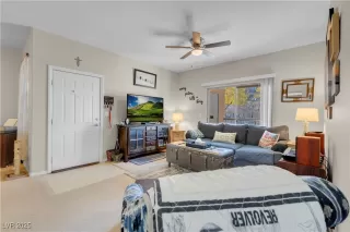 Photo #2: 2664713 Listing