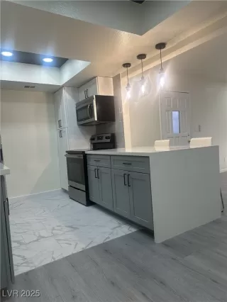 Photo #3: 2664725 Listing 