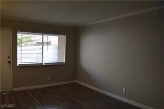 Photo #3: 2664728 Listing 