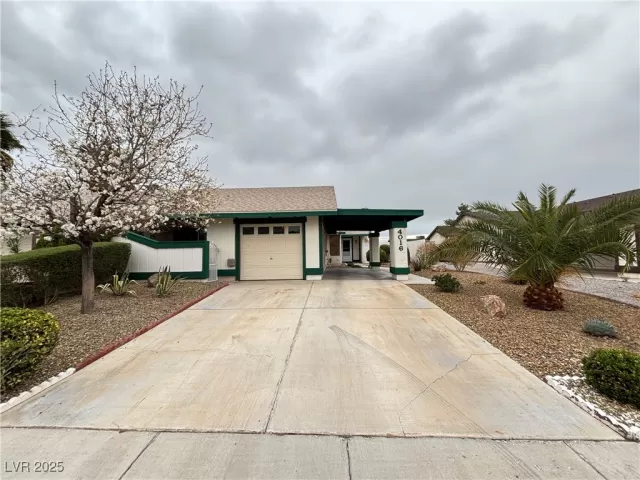 MLS: 2664774 Condo For Sale