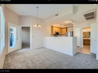 Photo #4: 2664834 Listing