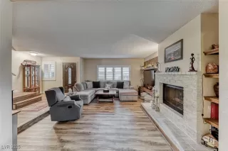 Photo #5: 2664846 Listing 