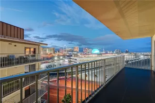 Photo #4: 2664869 Listing