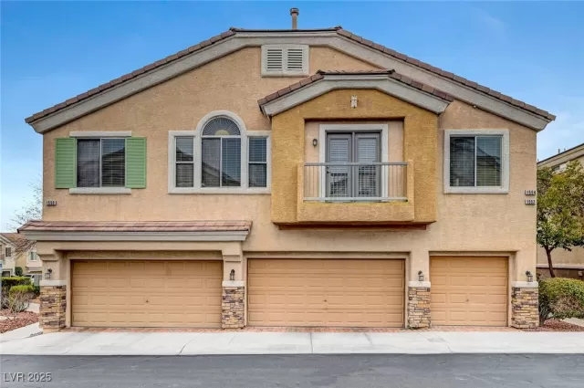 MLS: 2664878 Condo For Sale