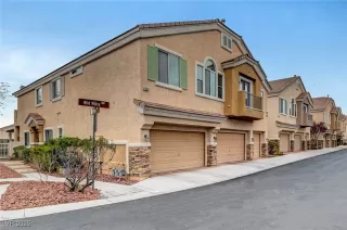 Photo #2: 2664878 Listing