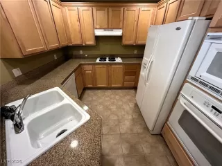 Photo #2: 2664959 Listing 