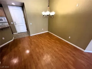 Photo #3: 2664959 Listing 