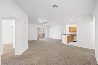 Photo #3: 2664962 Listing 