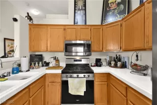 Photo #1: 2665012 Listing