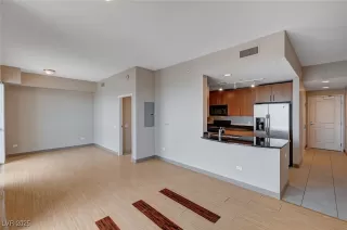 Photo #4: 2665033 Listing 