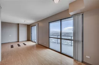 Photo #6: 2665033 Listing 