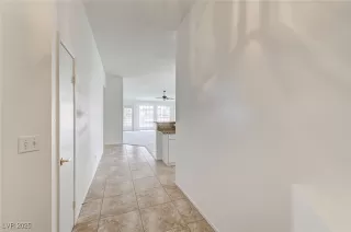 Photo #4: 2665047 Listing