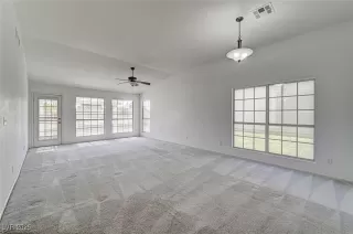 Photo #6: 2665047 Listing