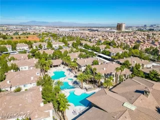 Photo #2: 2665104 Listing 